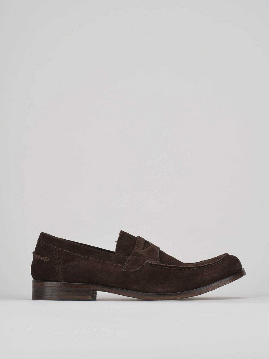 Hombre Barca | Mocasin Tacon 1 Cm Ante Marron Oscuro.