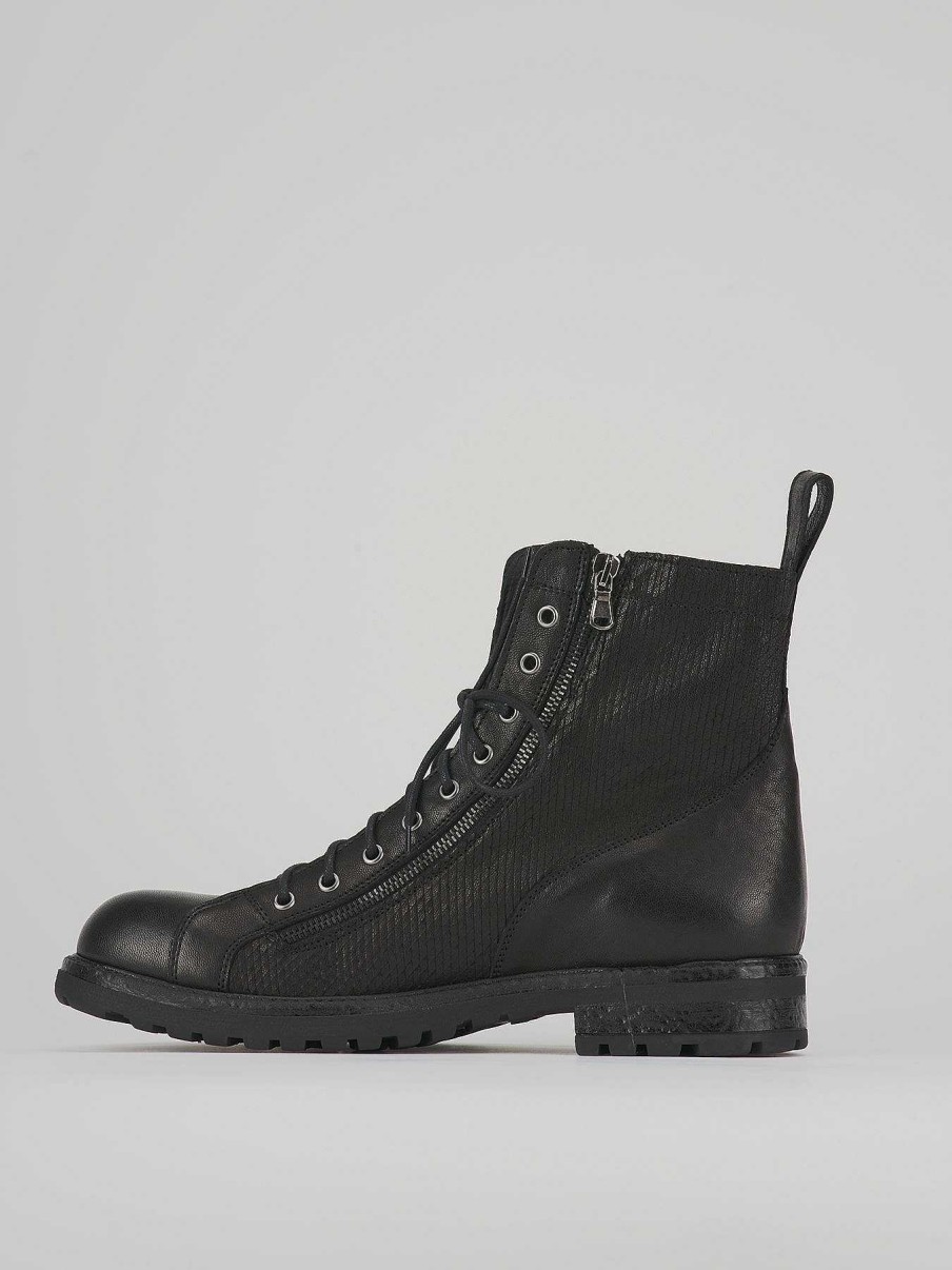 Hombre Barca | Botas Militares De Cuero Negro.