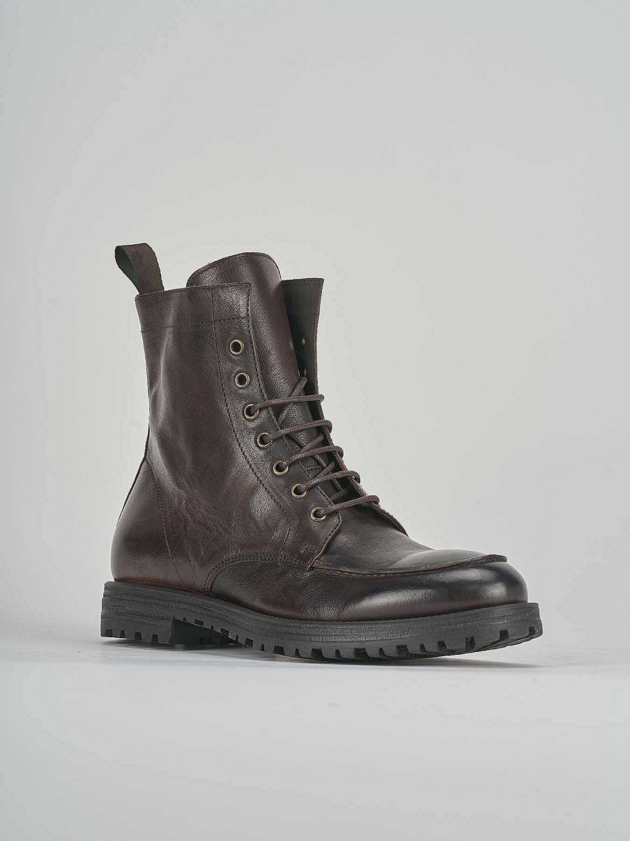 Hombre Barca | Botas Militares De Cuero Marron Oscuro.