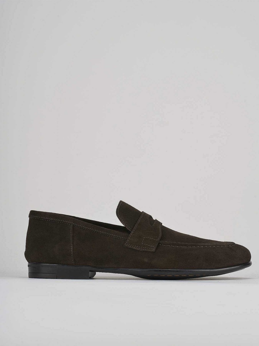 Hombre Barca | Mocasin Tacon 1 Cm Ante Marron Oscuro.